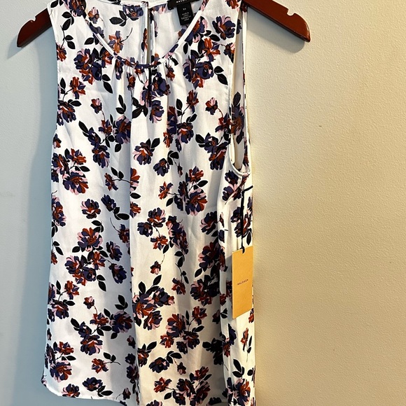 NWT Halogen floral tank top - Picture 3 of 8